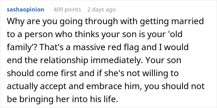 People Tell This Dad To Run From Fiancée After She Freaked Out Over His Son Being In The Wedding People Tell This Dad To Run From Fiancée After She Freaked Out Over His Son Being In The Wedding