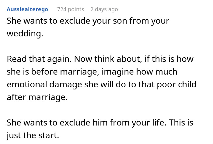 People Tell This Dad To Run From Fiancée After She Freaked Out Over His Son Being In The Wedding People Tell This Dad To Run From Fiancée After She Freaked Out Over His Son Being In The Wedding