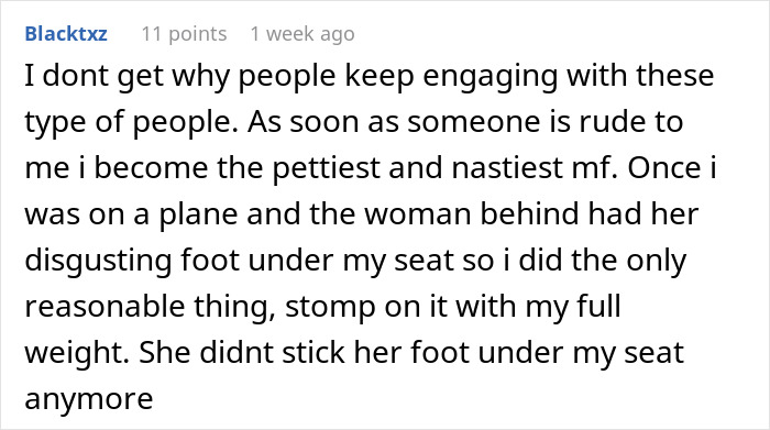 Jerk On A Plane Claims He Can't Sit Next To Smelly Passenger, Turns Out He's The One Who Stinks