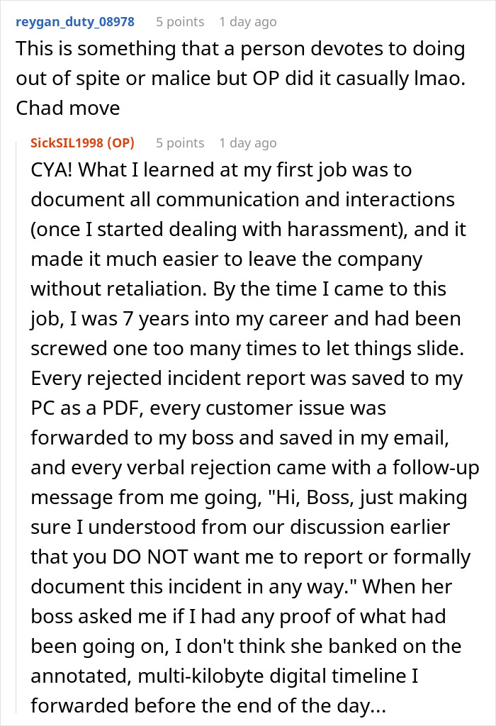 “Things Blew Up”: Secretary Takes Meticulous Notes Of Boss’s Every Word, Gets Her Fired “Things Blew Up”: Secretary Takes Meticulous Notes Of Boss’s Every Word, Gets Her Fired