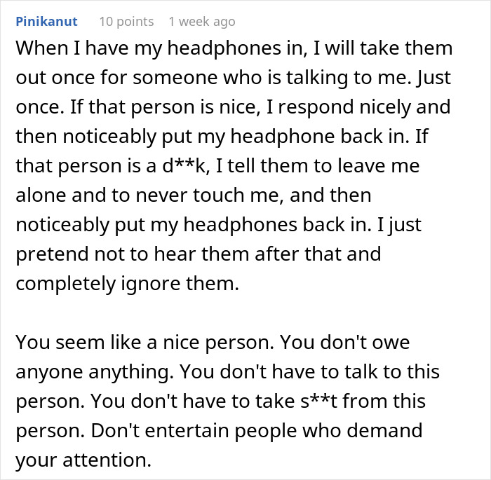 Jerk On A Plane Claims He Can't Sit Next To Smelly Passenger, Turns Out He's The One Who Stinks Jerk On A Plane Claims He Can't Sit Next To Smelly Passenger, Turns Out He's The One Who Stinks