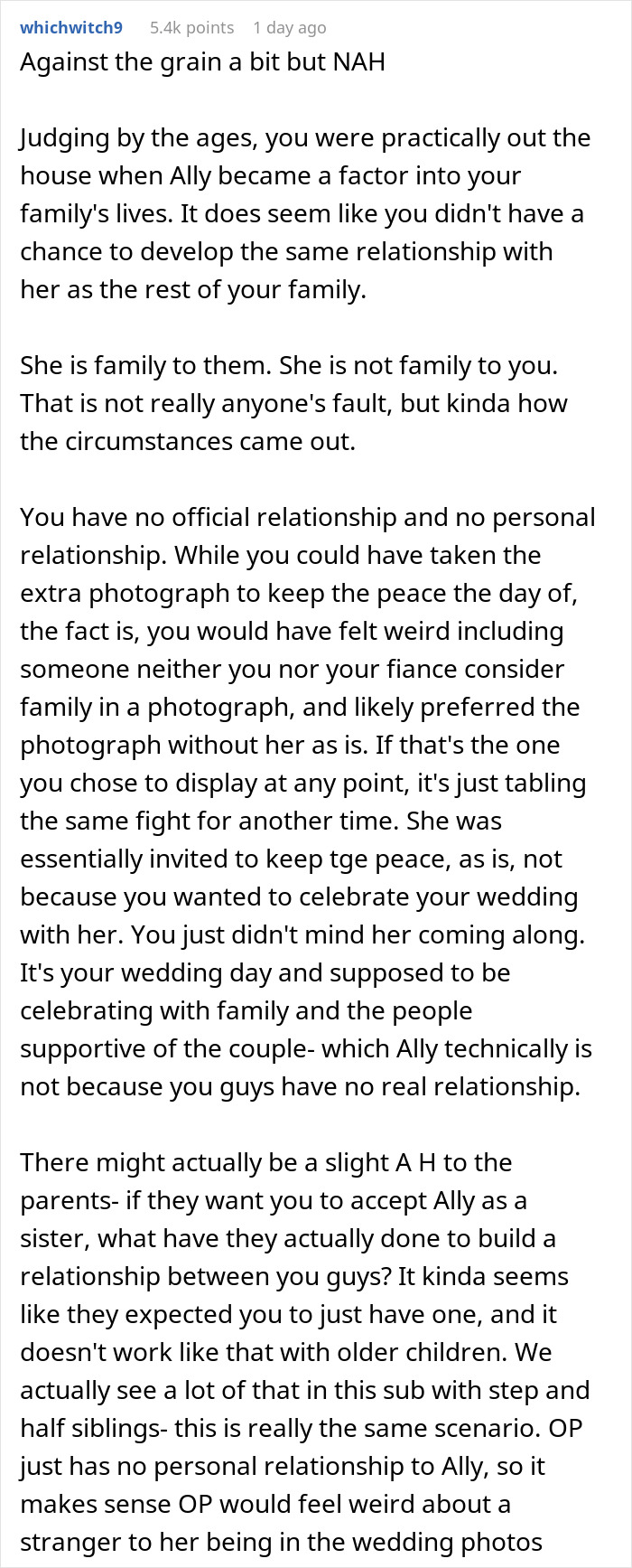 Woman Doesn’t See Girl Her Parents Took In As Family, Wants Family Wedding Picture Without Her Woman Doesn’t See Girl Her Parents Took In As Family, Wants Family Wedding Picture Without Her