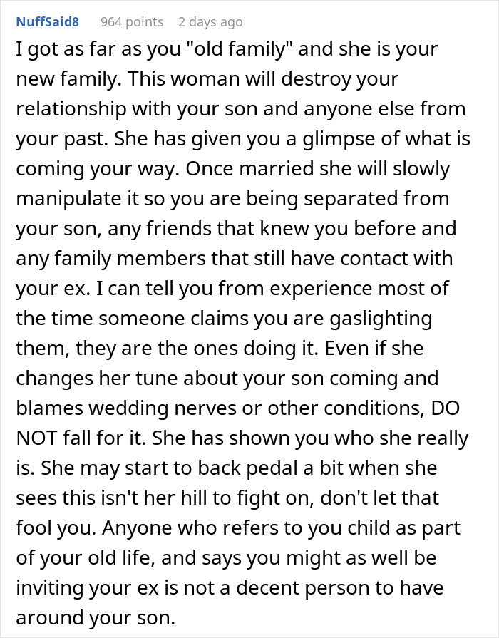 People Tell This Dad To Run From Fiancée After She Freaked Out Over His Son Being In The Wedding People Tell This Dad To Run From Fiancée After She Freaked Out Over His Son Being In The Wedding