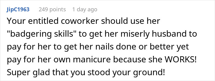 "She's Being A Complete Clown": Woman Is Furious And Offended Coworker Won't Give Free Manicure "She's Being A Complete Clown": Woman Is Furious And Offended Coworker Won't Give Free Manicure