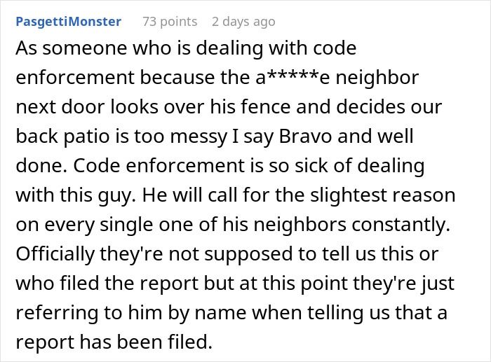 Neighbor Calls Police Because Of A Few Leaves, Regrets It After This Guy Gets Revenge Neighbor Calls Police Because Of A Few Leaves, Regrets It After This Guy Gets Revenge