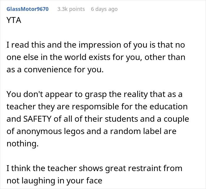 Mom Notices Signs In Her Child's Preschool That Are Targeted At Her Mom Notices Signs In Her Child's Preschool That Are Targeted At Her
