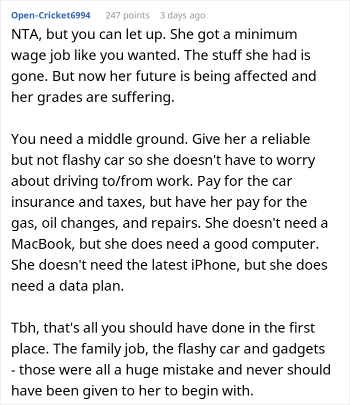 16-Year-Old Bullies A Kid For Being Poor, So Her Stepdad Takes Away All Her “Luxuries”