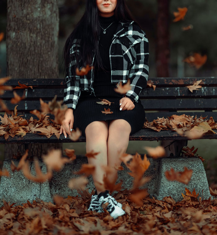 Woman Gets Rid Of Nosy Cop By Playing Dumb And Giving Absurdly Detailed Answers To Questions Woman Gets Rid Of Nosy Cop By Playing Dumb And Giving Absurdly Detailed Answers To Questions