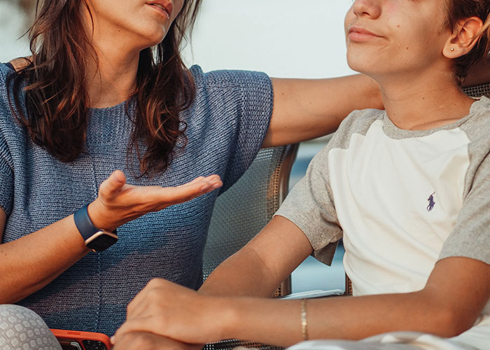 Family Of 4 Goes Through 3 Toilet Paper Rolls Per Day, Mom "Loses The Plot" Family Of 4 Goes Through 3 Toilet Paper Rolls Per Day, Mom "Loses The Plot"