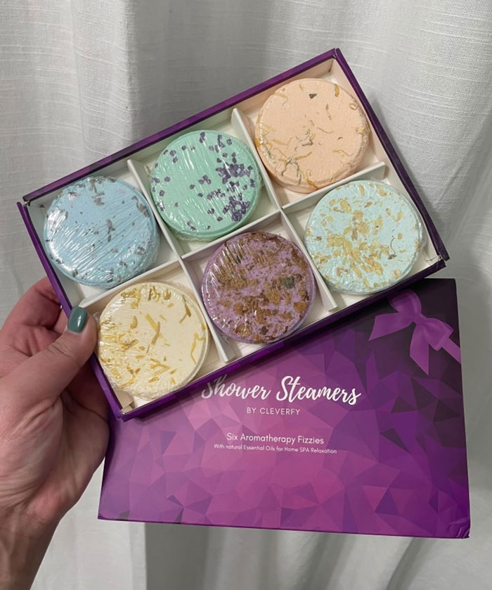 Shower Steamers Aromatherapy: Treat your partner to the ultimate home-spa experience with revitalizing shower tablets that turn every shower into a blissful escape!
