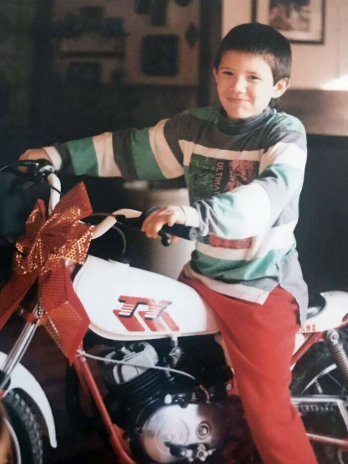 When I Was 7 Years Old, My Dad Gave Me This 66cc Honda. He Spent 6 Months Secretly Rebuilding And Painting It To Look Just Like His Yamaha So We Could Ride Together