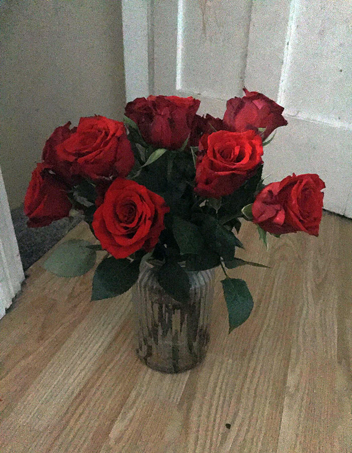 My Dad Is Away With The Army, And He Told My Mum To Get Me Roses With The Message "To My Favorite Girl, Happy Valentine's Day, Love Dad." I Cried