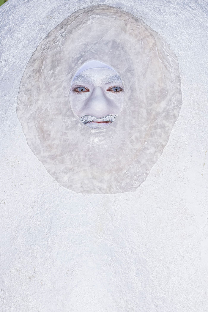 Husband Tom Kaulitz Completely Stole Spotlight From Heidi Klum’s Peacock Costume At Her Epic Halloween Party Husband Tom Kaulitz Completely Stole Spotlight From Heidi Klum’s Peacock Costume At Her Epic Halloween Party