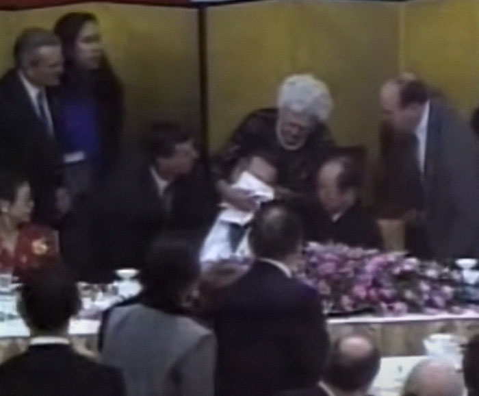 Someone Asks What's An Event In History That's So Ridiculous It Sounds Fake, And 35 People Deliver