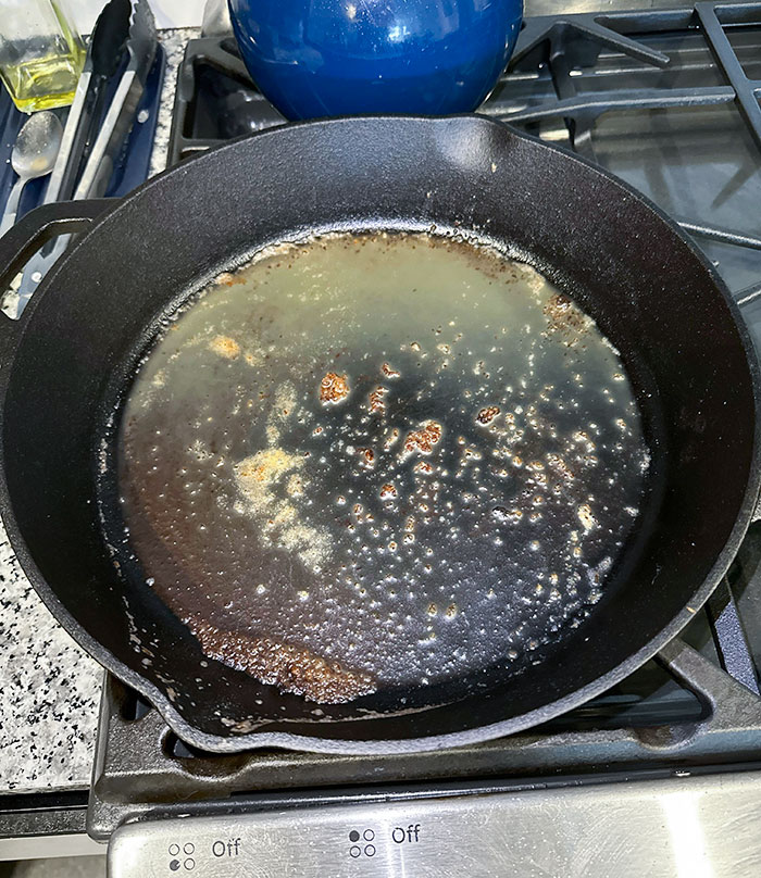 This Is How My Husband Leaves The Cast Iron After Using It. He Never Bothers To Rinse Or Dry It, And It Disgust Me Out So Much That I End Up Taking Care Of It