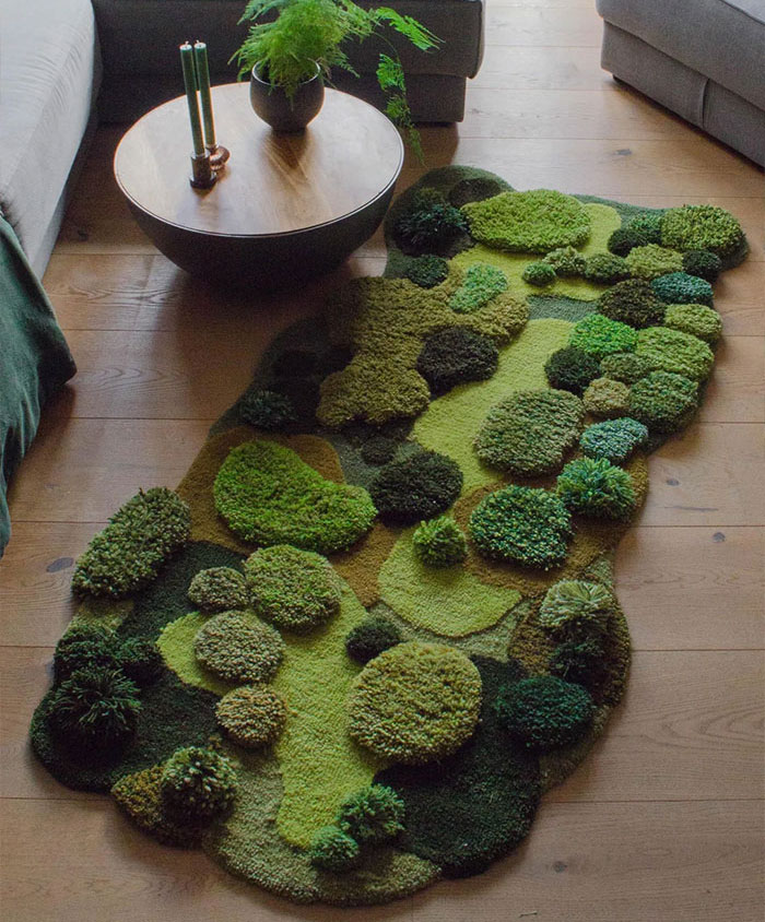 This Moss Shower Mat Lets You Dry Your Feet On Natural Living Moss
