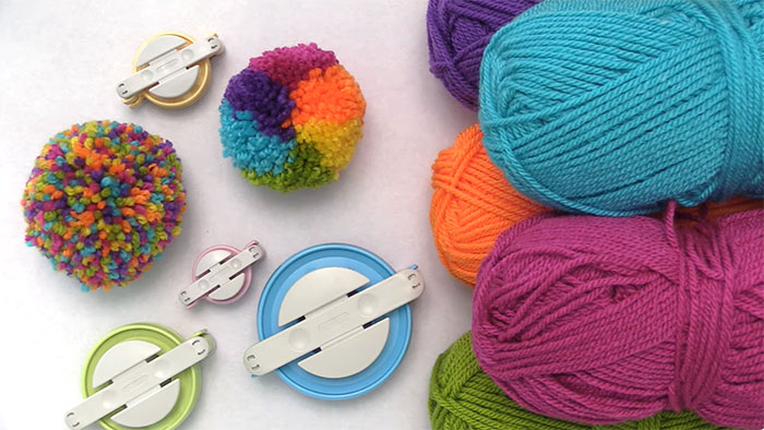 A picture of pom pom makers.