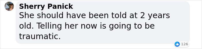 Woman's Oblivious To The Fact That Her Brother Is Her Actual Dad, Mom Doesn’t Know How To Say It Woman's Oblivious To The Fact That Her Brother Is Her Actual Dad, Mom Doesn’t Know How To Say It