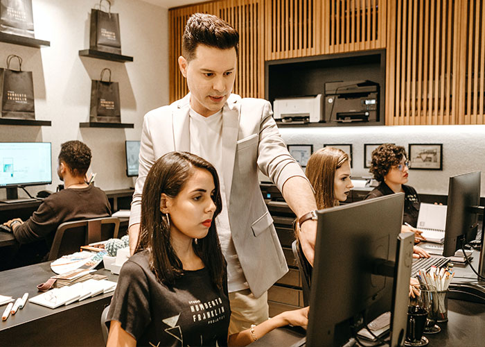 Guy Quits His Job Just To Prove His Manager Is Useless, It Works Wonders Guy Quits His Job Just To Prove His Manager Is Useless, It Works Wonders