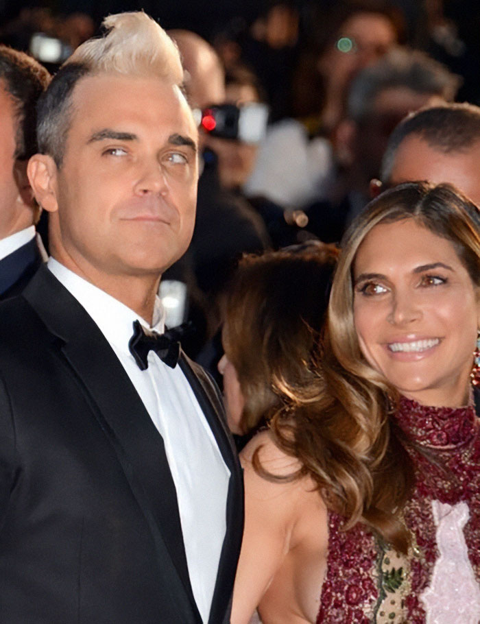 Robbie Williams Claims Rockstar Lifestyle From The 1990s Has Led To “Manopause” Robbie Williams Claims Rockstar Lifestyle From The 1990s Has Led To “Manopause”