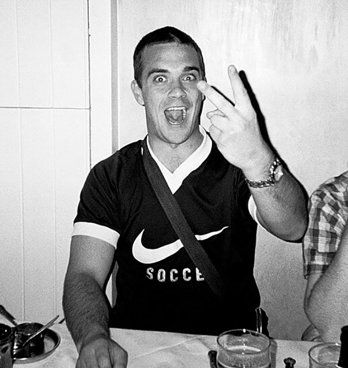 Robbie Williams Claims Rockstar Lifestyle From The 1990s Has Led To “Manopause” Robbie Williams Claims Rockstar Lifestyle From The 1990s Has Led To “Manopause”