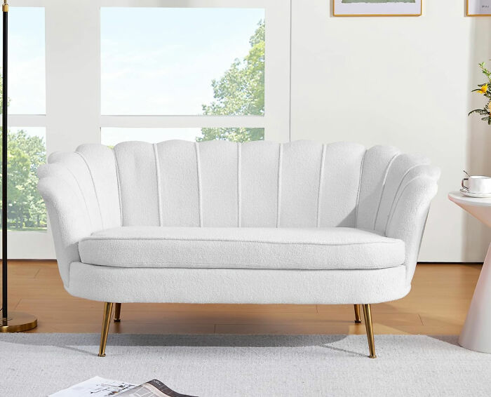 picture of teddy velvet small couch from Amazon