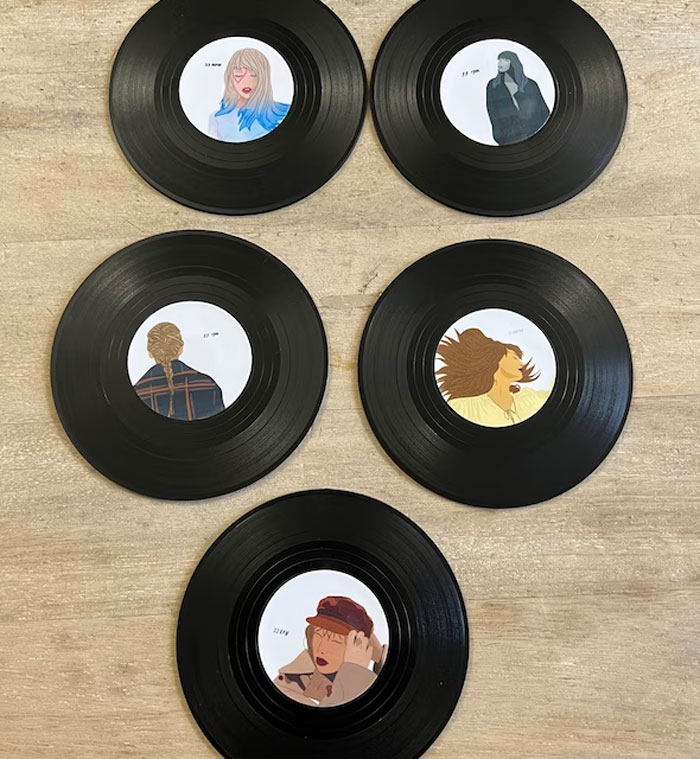 Vinyl Record Coasters: A groovy, modishly hand-drawn gift to bring a touch of pop culture right on your Swiftie friend's coffee table!