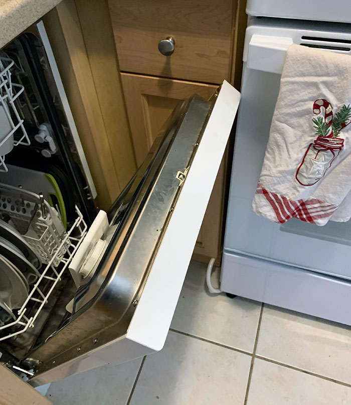 Our Oven Broke Just Before Thanksgiving. I Just Got The Replacement From Our Landlord Today, But Now The Dishwasher Won't Open All The Way
