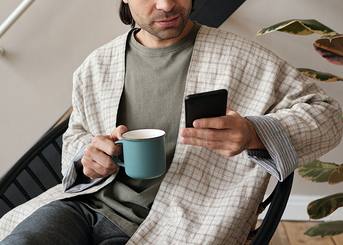 "I Know It's Your Day Off, But": Employee Shows Boss Why Not To Call Them On Their Days Off "I Know It's Your Day Off, But": Employee Shows Boss Why Not To Call Them On Their Days Off