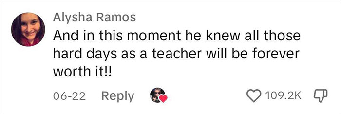 Comment about meaningful handwritten teacher notes with 109.2K likes on social media. Comment about meaningful handwritten teacher notes with 109.2K likes on social media.