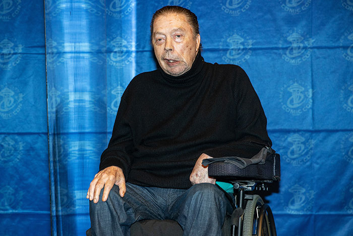 Wheelchair-Bound Home Alone’s Tim Curry Says He Was…