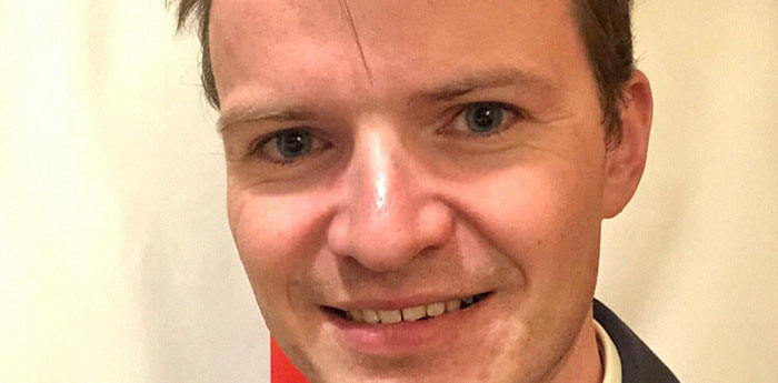 Reverend Leaves Parents Fuming After Giving Controversial “Sermon Of Truth” About Christmas Reverend Leaves Parents Fuming After Giving Controversial “Sermon Of Truth” About Christmas