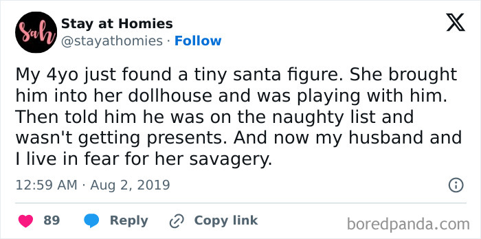 Funny-Parents-Tweets-About-Santa