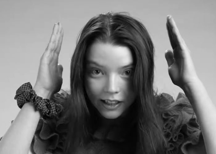 Anya Taylor-Joy Gives Heartbreaking Response After Reporter Compliments Her Eyes In Old Interview Anya Taylor-Joy Gives Heartbreaking Response After Reporter Compliments Her Eyes In Old Interview