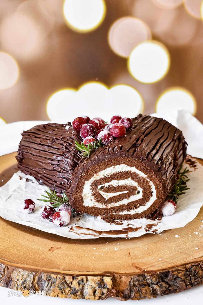 “The Balenciaga Of Pastry”: People Slam French Pastry Chef’s €95 “Snowman” Yule Log