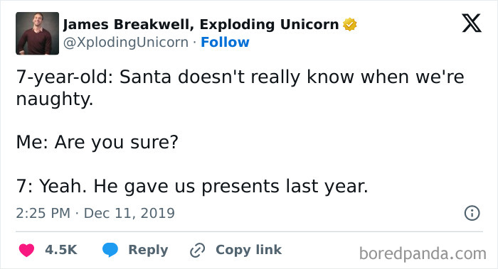 Funny-Parents-Tweets-About-Santa