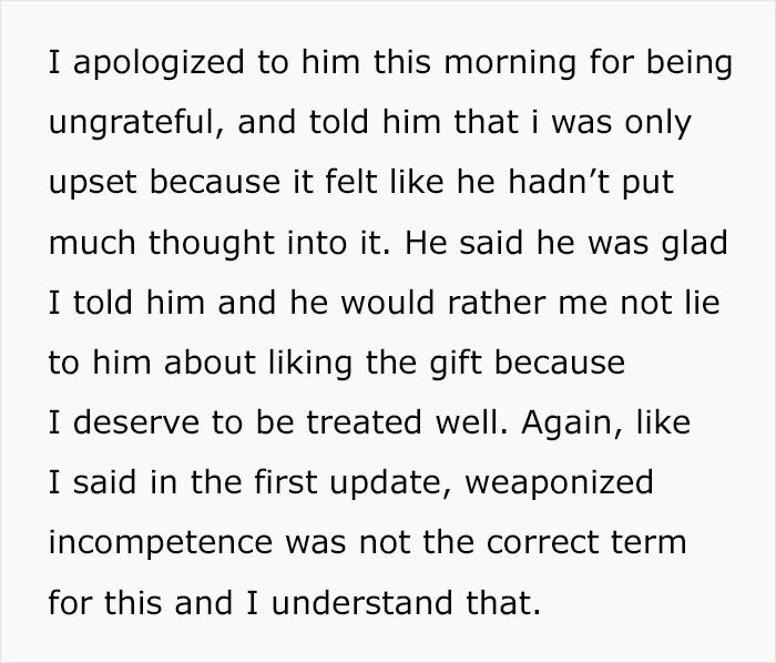 GF Is Very Disappointed By BF's Holiday Gift, Gets A Reality Check GF Is Very Disappointed By BF's Holiday Gift, Gets A Reality Check