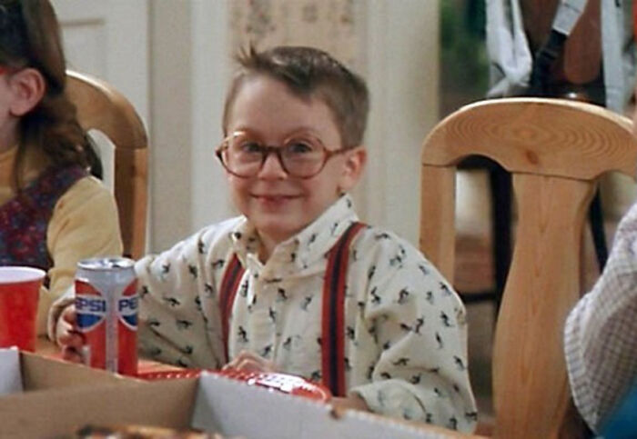 People Are Appreciating “Home Alone” With Adult Eyes By Sharing 27 Things That Make It So Funny