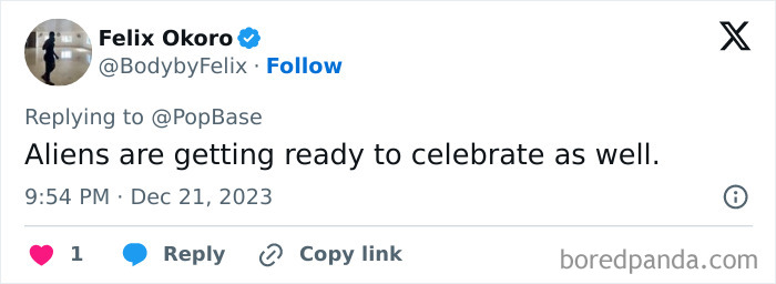 NASA Finds Cluster Of Young Stars That Looks Exactly Like A “Cosmic Christmas Tree” NASA Finds Cluster Of Young Stars That Looks Exactly Like A “Cosmic Christmas Tree”