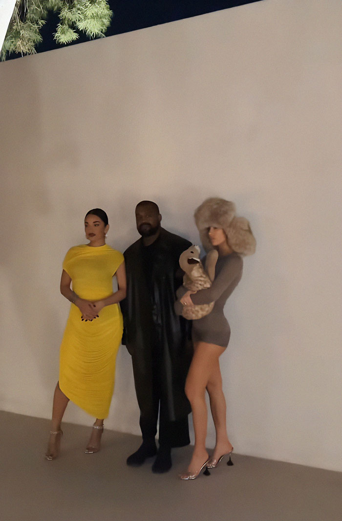 Kanye West Attends Event In Dubai With Wife Bianca Censori Who Wears “Deer-Shaped Pillow” Kanye West Attends Event In Dubai With Wife Bianca Censori Who Wears “Deer-Shaped Pillow”