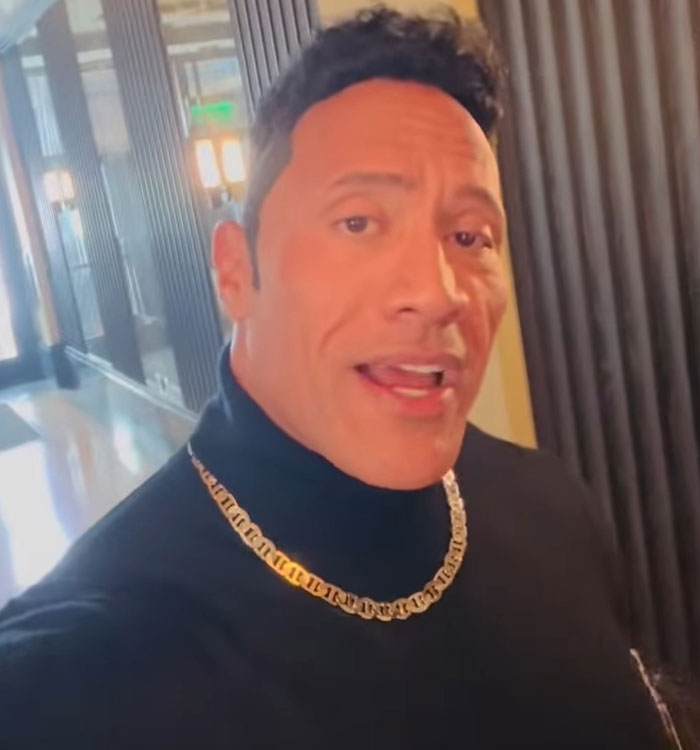 Dwayne Johnson Recreated Viral Meme Of Younger Self For Christmas, And Fans Were Not Ready Dwayne Johnson Recreated Viral Meme Of Younger Self For Christmas, And Fans Were Not Ready