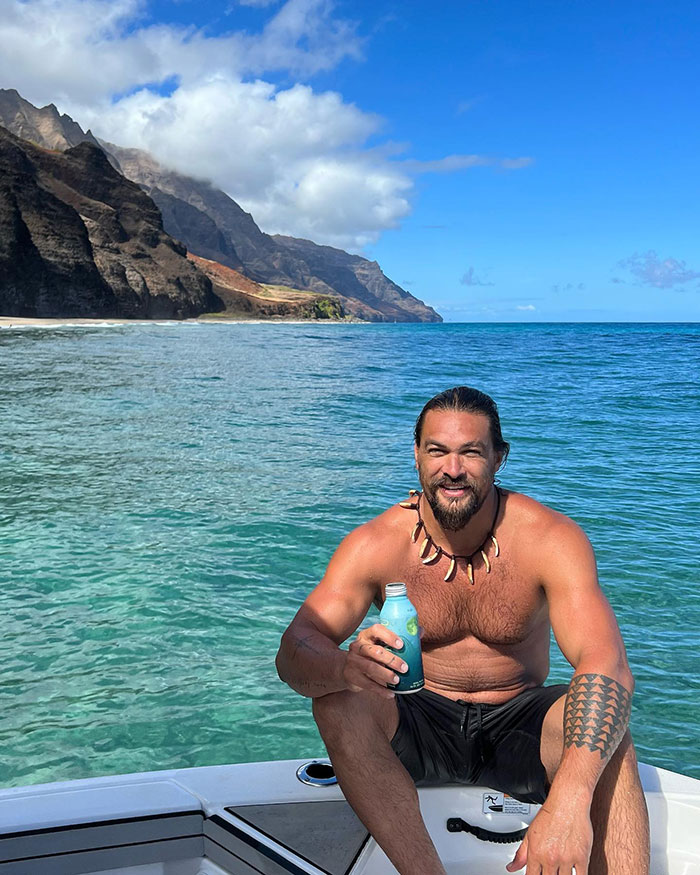 “Thor Vs Aquaman”: Chris Hemsworth And Jason Momoa Surprise Fans With Hilarious Exchange “Thor Vs Aquaman”: Chris Hemsworth And Jason Momoa Surprise Fans With Hilarious Exchange