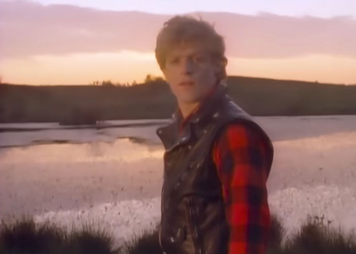 “It Made Me Laugh”: People Can’t Believe Bryan Adams Has To Clarify Meaning Behind “Summer Of ’69” “It Made Me Laugh”: People Can’t Believe Bryan Adams Has To Clarify Meaning Behind “Summer Of ’69”