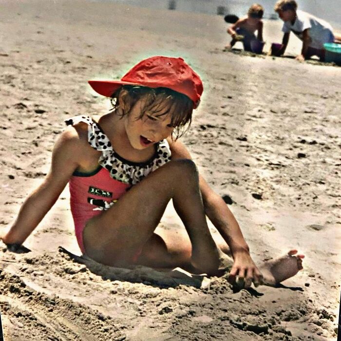 Woman Adopts Abandoned Disabled Child, Nurtures Her Into A World-Class Athlete Woman Adopts Abandoned Disabled Child, Nurtures Her Into A World-Class Athlete