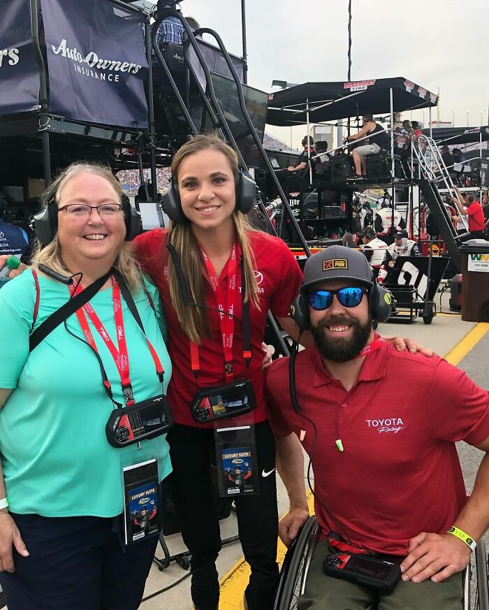 Woman Adopts Abandoned Disabled Child, Nurtures Her Into A World-Class Athlete Woman Adopts Abandoned Disabled Child, Nurtures Her Into A World-Class Athlete