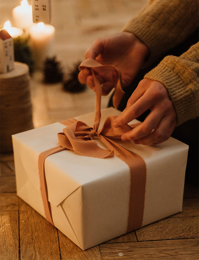 “The Rest Of My Present Was In His Pants”: Woman Breaks Up With Boyfriend Because Of Gift