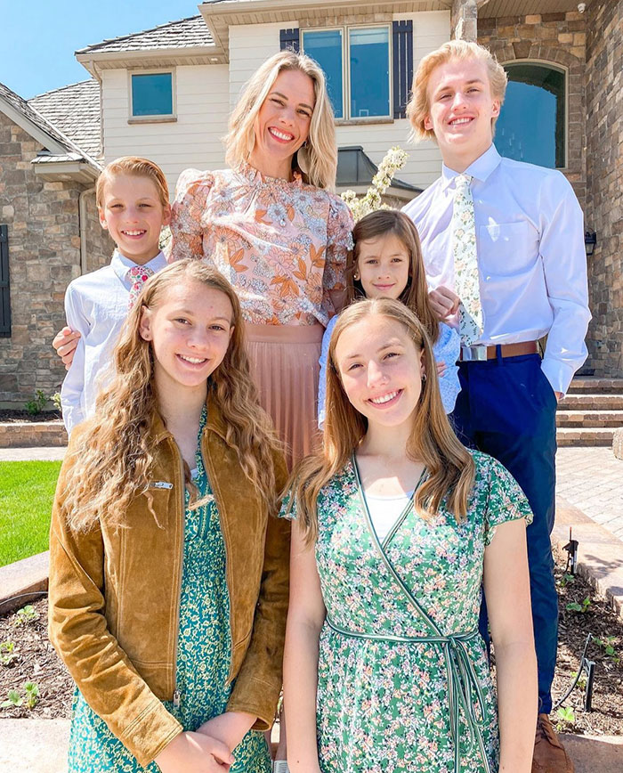 “Momfluencer” Pleads Guilty To Child Abuse As New Details Emerge Of Dreadful Treatment Of Kids “Momfluencer” Pleads Guilty To Child Abuse As New Details Emerge Of Dreadful Treatment Of Kids