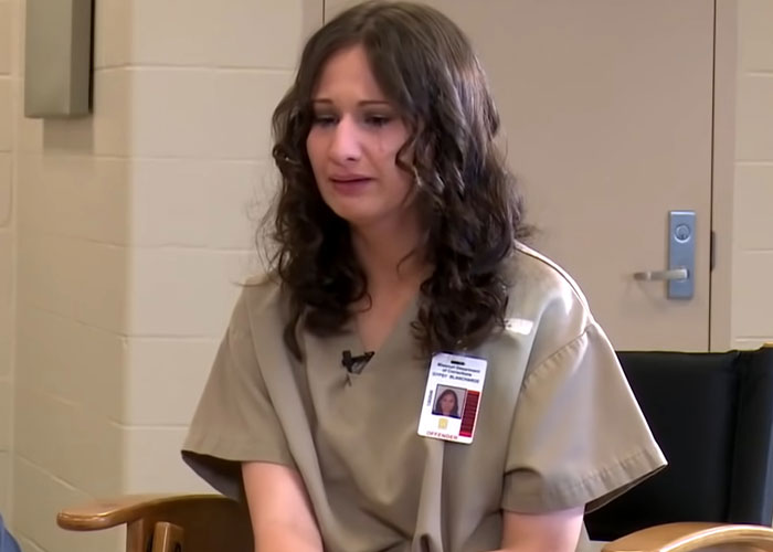 Gypsy Rose Blanchard Released From Prison, Admits Mother “Didn’t Deserve” Being Murdered Gypsy Rose Blanchard Released From Prison, Admits Mother “Didn’t Deserve” Being Murdered