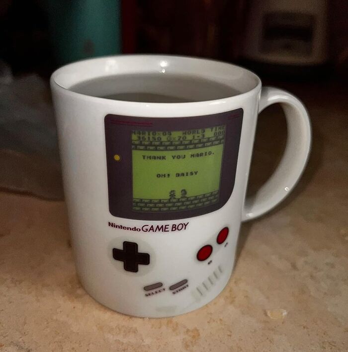 Power Up Your Favourite Nerd's Mornings With Gameboy Heat Changing Coffee Mug - Hot Coffee, Cool Reaction