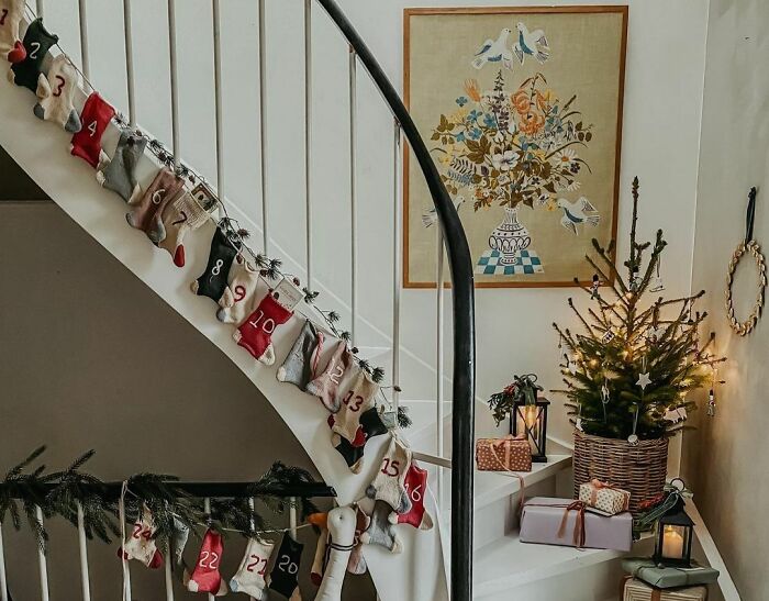 Andent calendar on stairs
